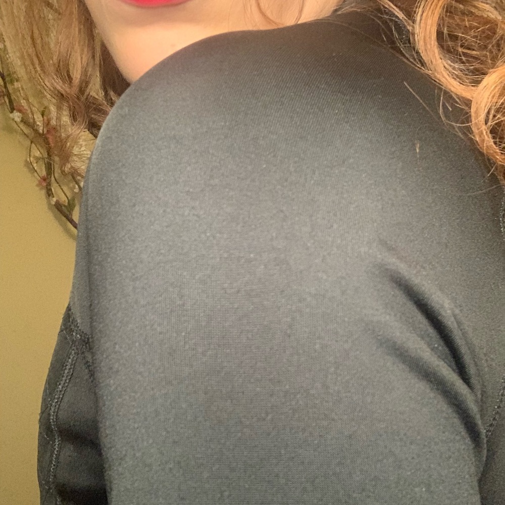 Head pullover - Picture 6 of 11